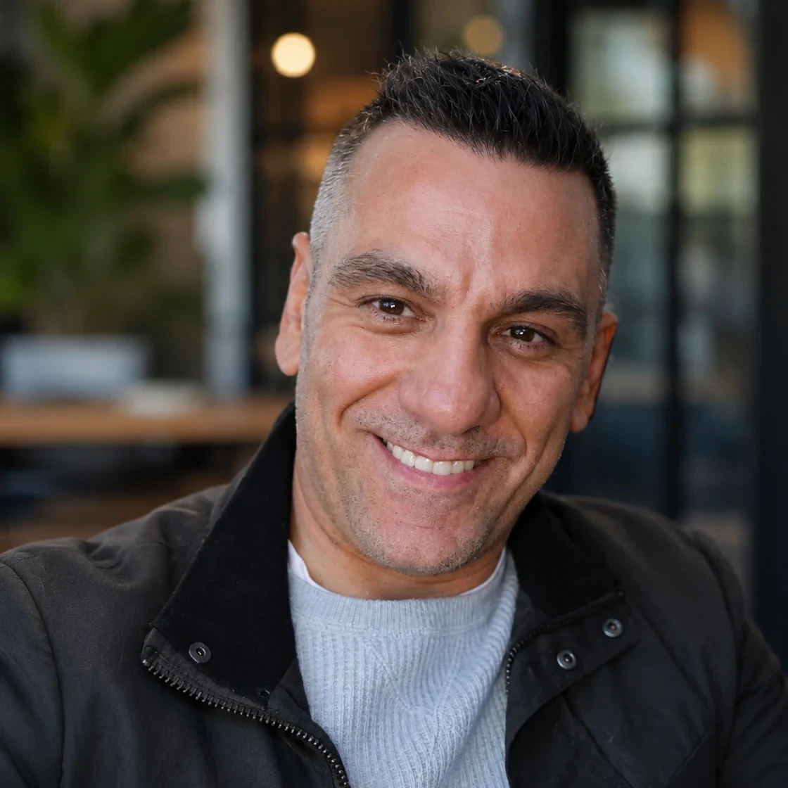 Mario Costanz square headshot